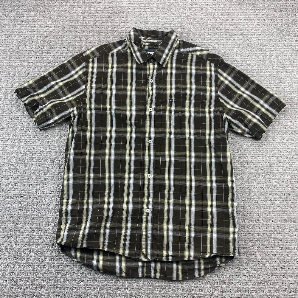QUICKSILVER Shirt Men Small S Brown Yellow Plaid Button Up Short Sleeve Casual